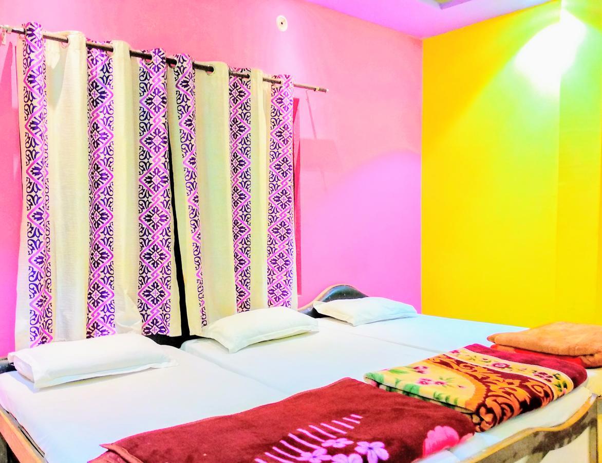 Shree Sai Paying Guest House 바라나시 외부 사진